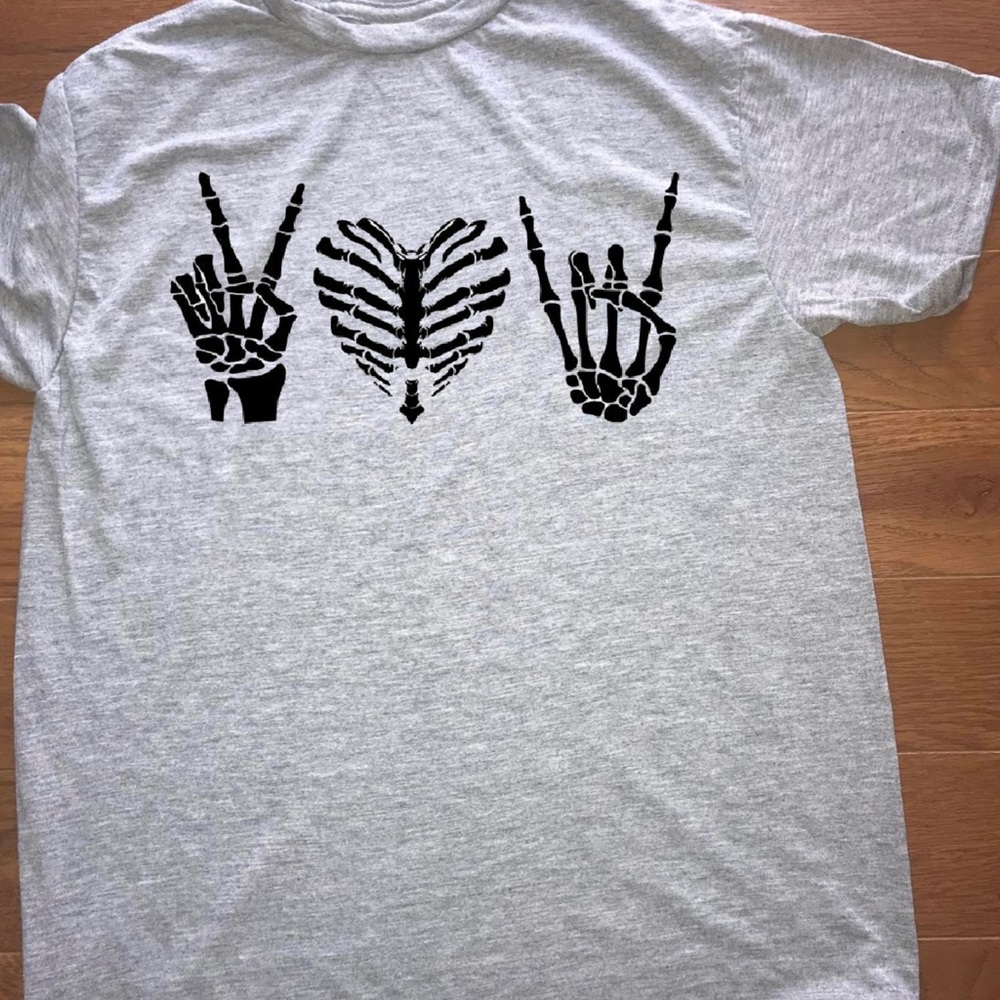 Skeleton skull bones shirt. Peace sign